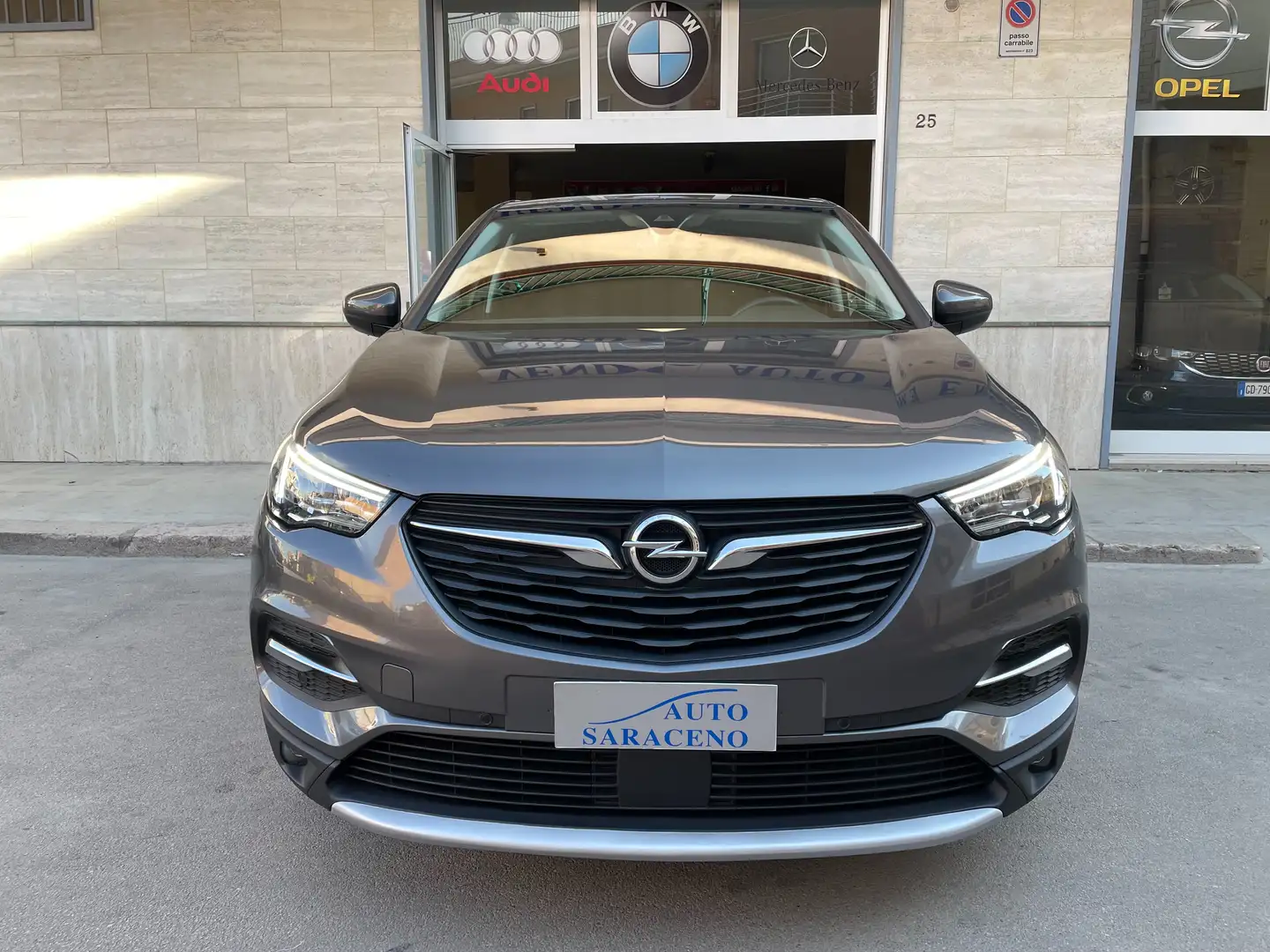 Opel Grandland X 1.5 ecotec 130CV S&S AT8 Elegance Grigio - 2