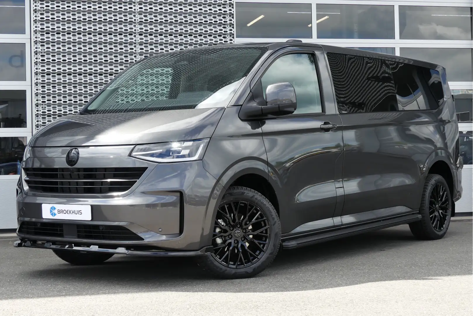 Volkswagen Transporter | Bulli | Black Edition | LED Matrix | DSG | App-C Gris - 1