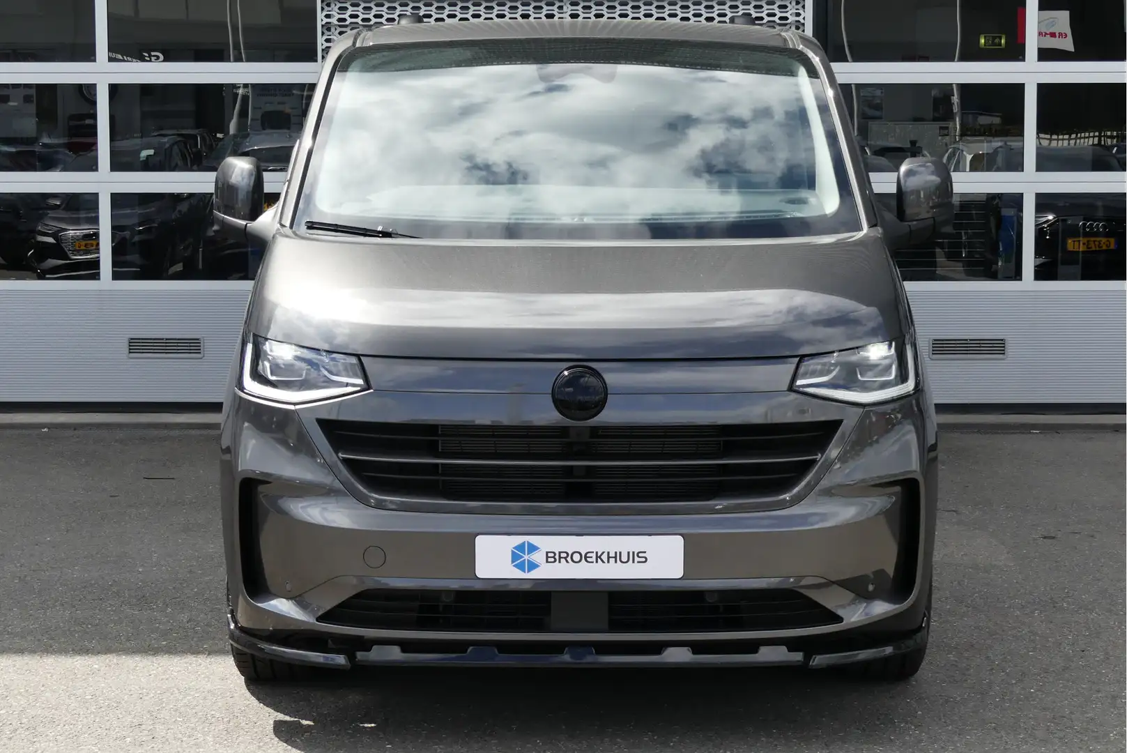Volkswagen Transporter | Bulli | Black Edition | LED Matrix | DSG | App-C Gris - 2