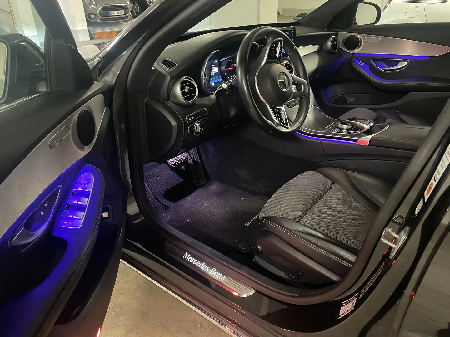 Mercedes-Benz C 220 d T 9G-TRONIC Avantgarde/Pano/Dist.+/Comand/Kamera Grau - 2