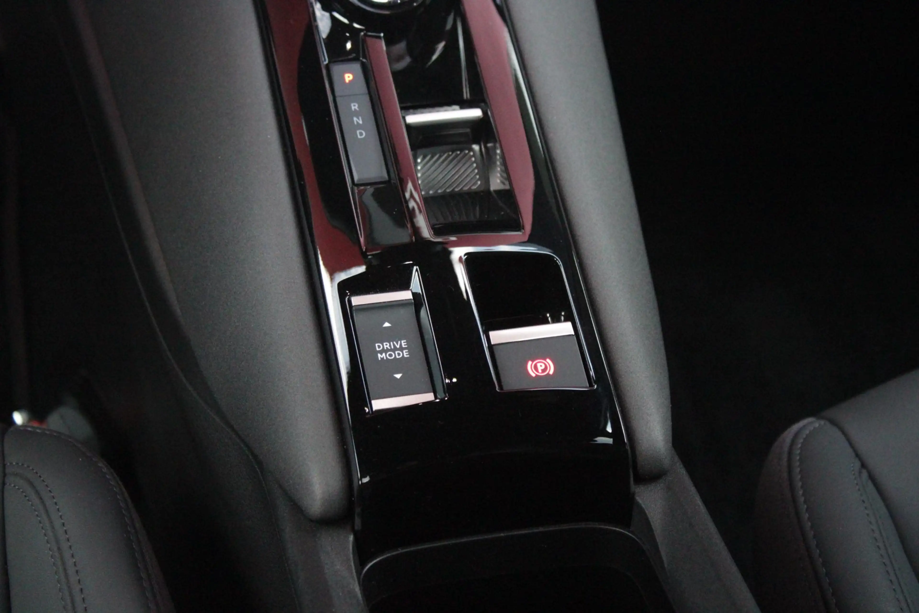 Alfa Romeo Junior 1.2 145PK AUTOMAAT Hybrid IBRIDA TI | PACK TECH LI — photo 32