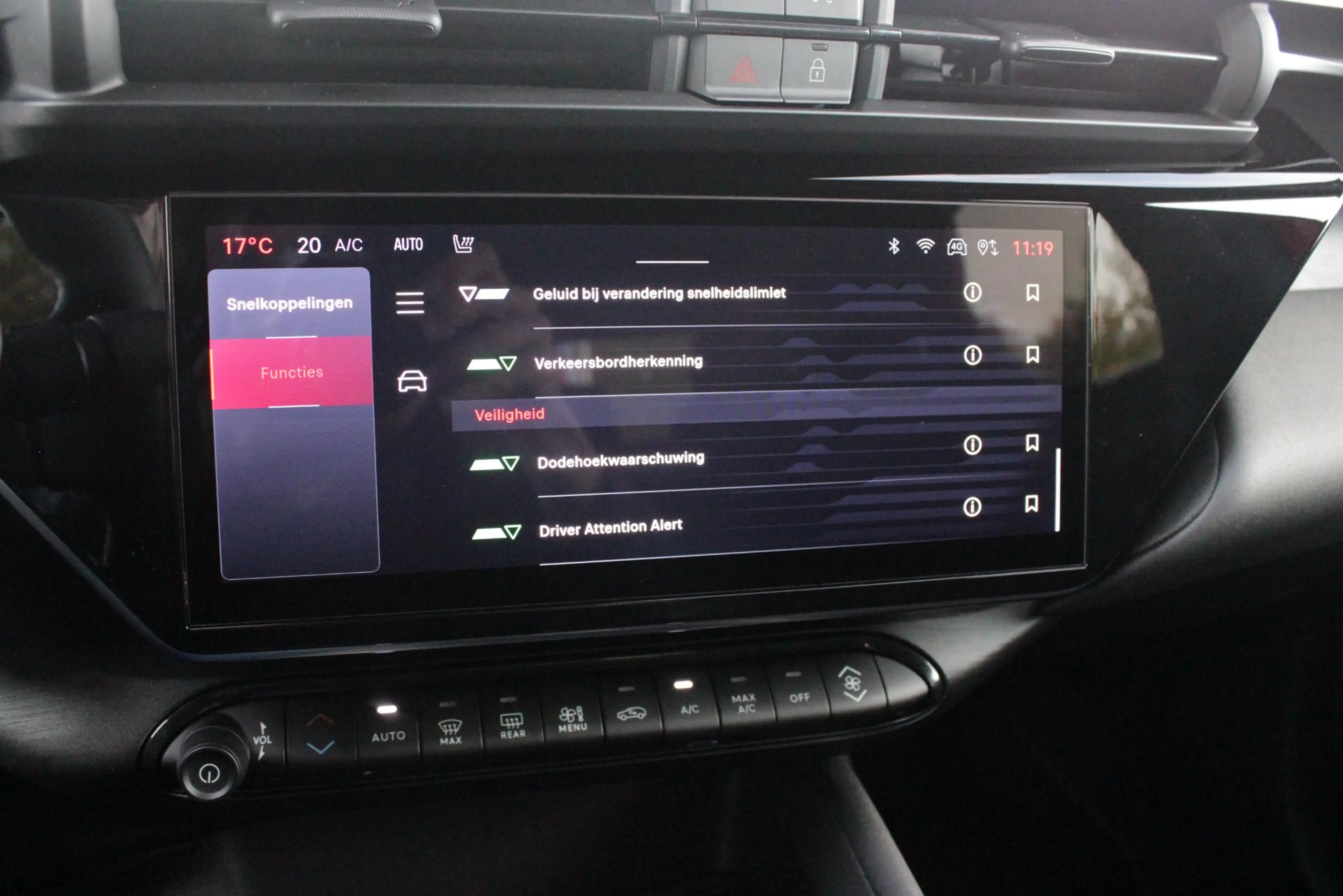 Alfa Romeo Junior 1.2 145PK AUTOMAAT Hybrid IBRIDA TI | PACK TECH LI — photo 39