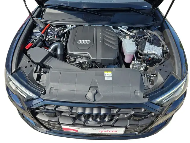 Audi A6 view 12