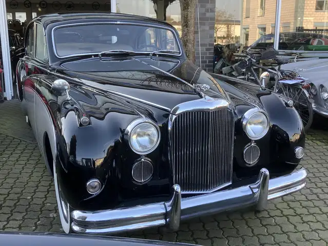 Jaguar Mark 8 / Mk VIII