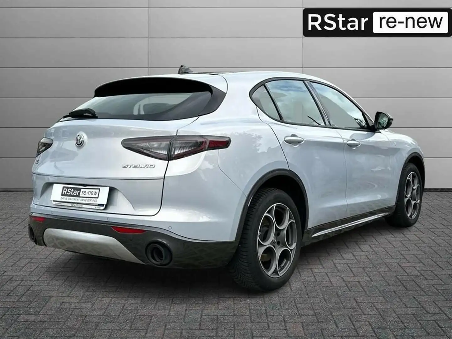 Alfa Romeo Stelvio 2.0 t Ti Q4 280cv auto Grigio - 2
