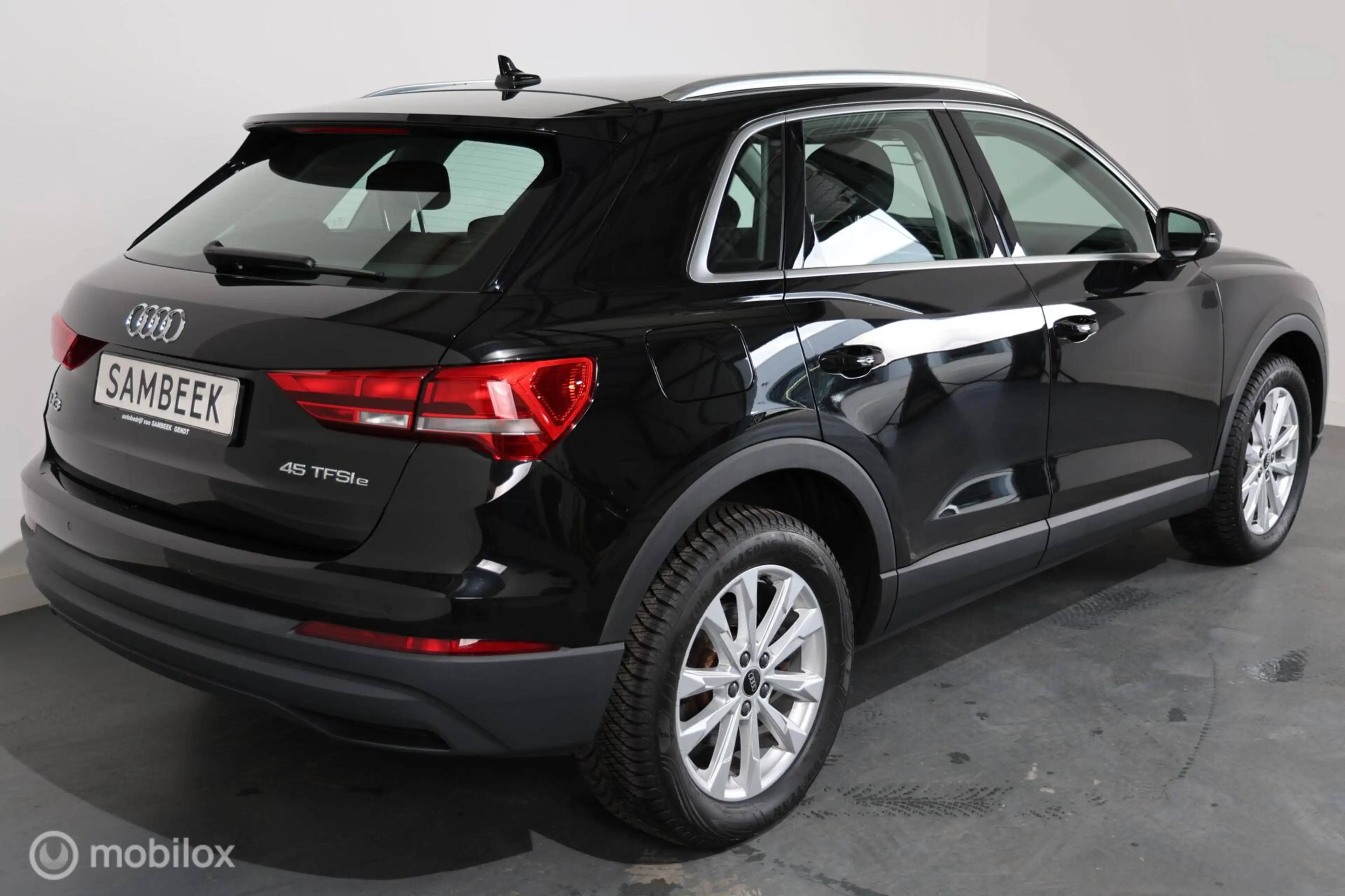 Audi Q3 45 TFSI e Advanced edition - Stoelverwarming - Nav — photo 8