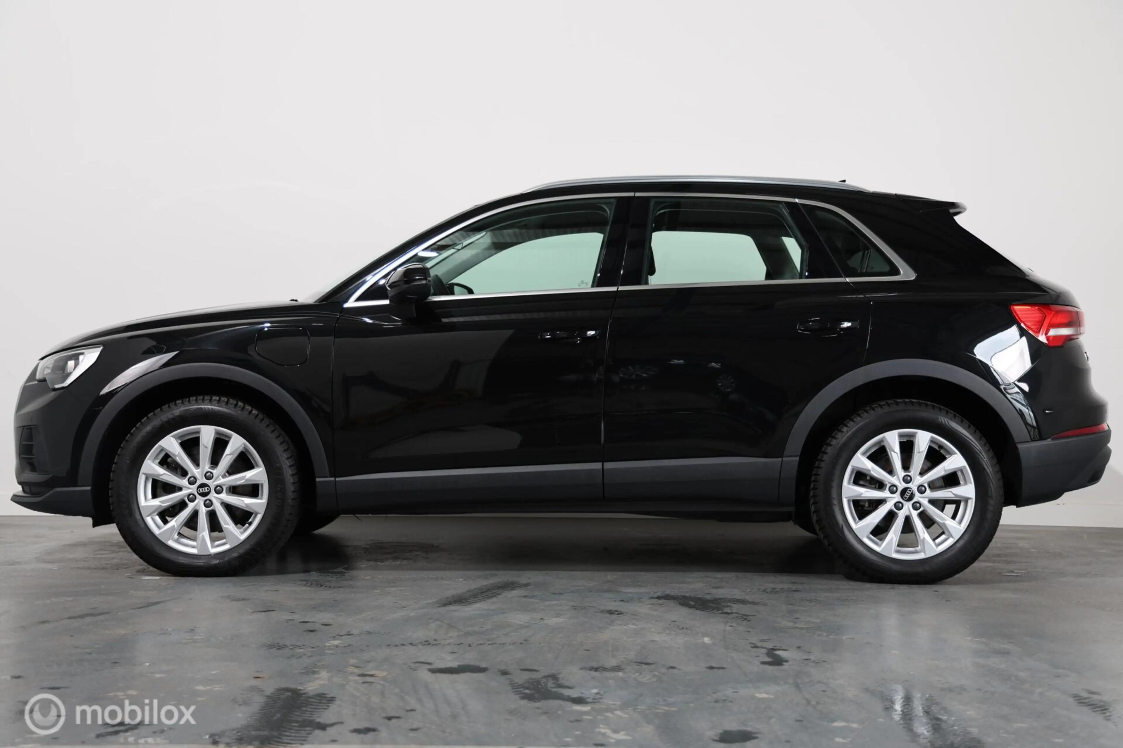 Audi Q3 45 TFSI e Advanced edition - Stoelverwarming - Nav — photo 6
