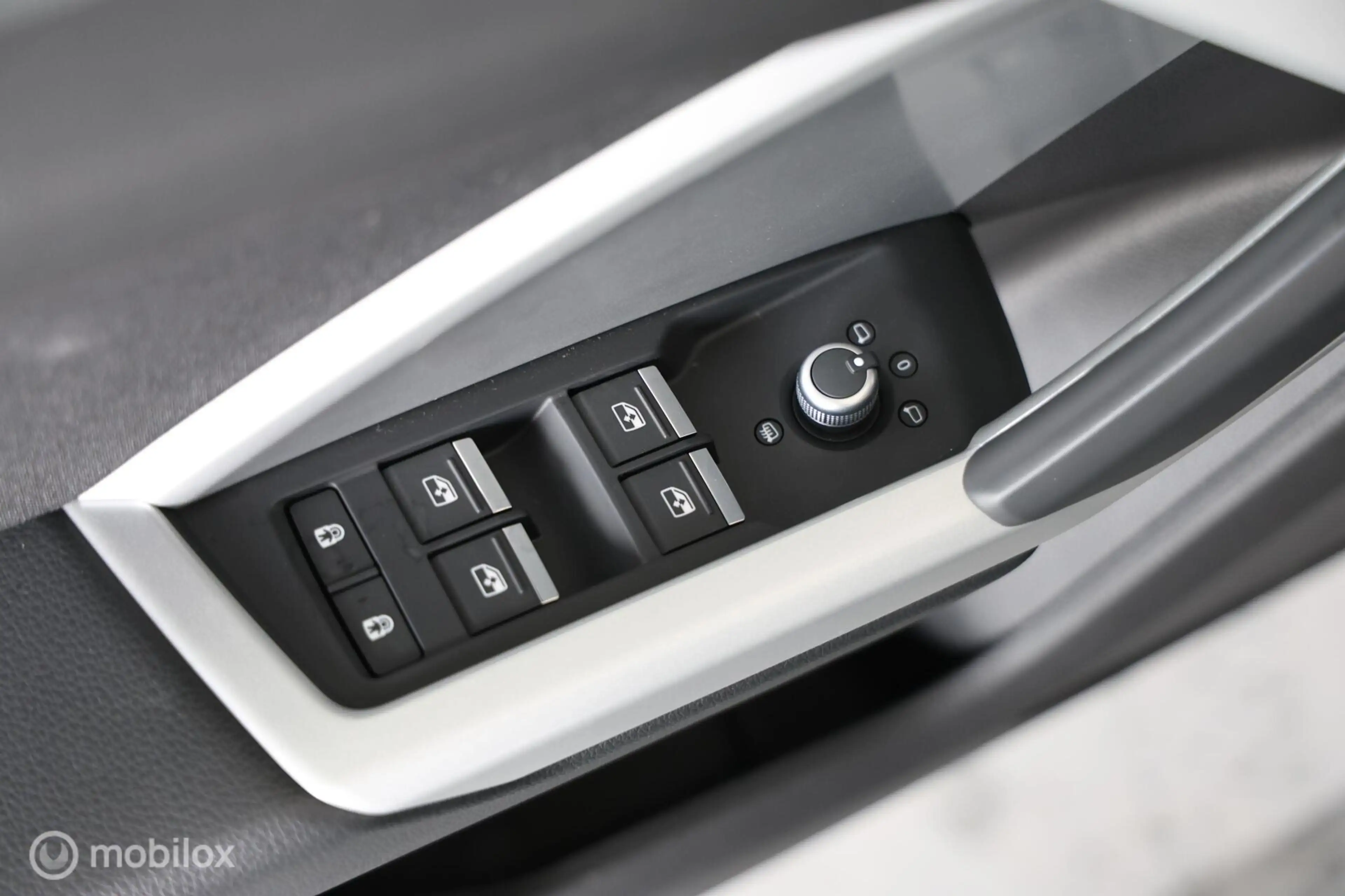 Audi Q3 45 TFSI e Advanced edition - Stoelverwarming - Nav — photo 27