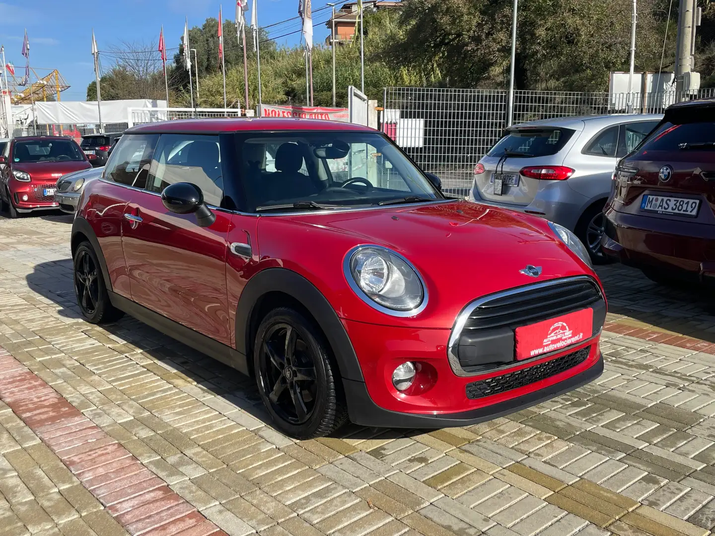 MINI One Mini 1.2 One idonea anche per neopatentati Rosso - 1