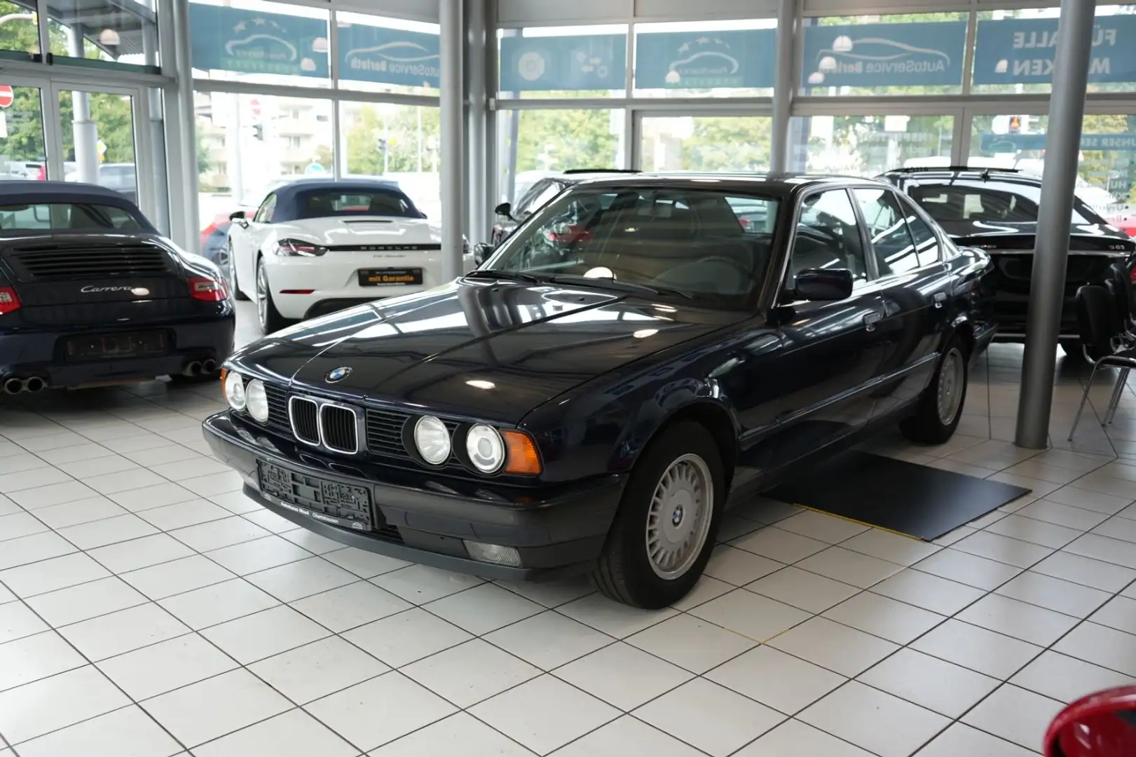 BMW 520 i E34 Lim.*1.Hd*Nur 84tkm*SH-gepfl.*TÜV-09/27 Blau - 2