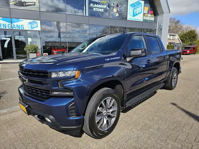 Chevrolet Crew cab SILVERADO 5.3L V8 RST