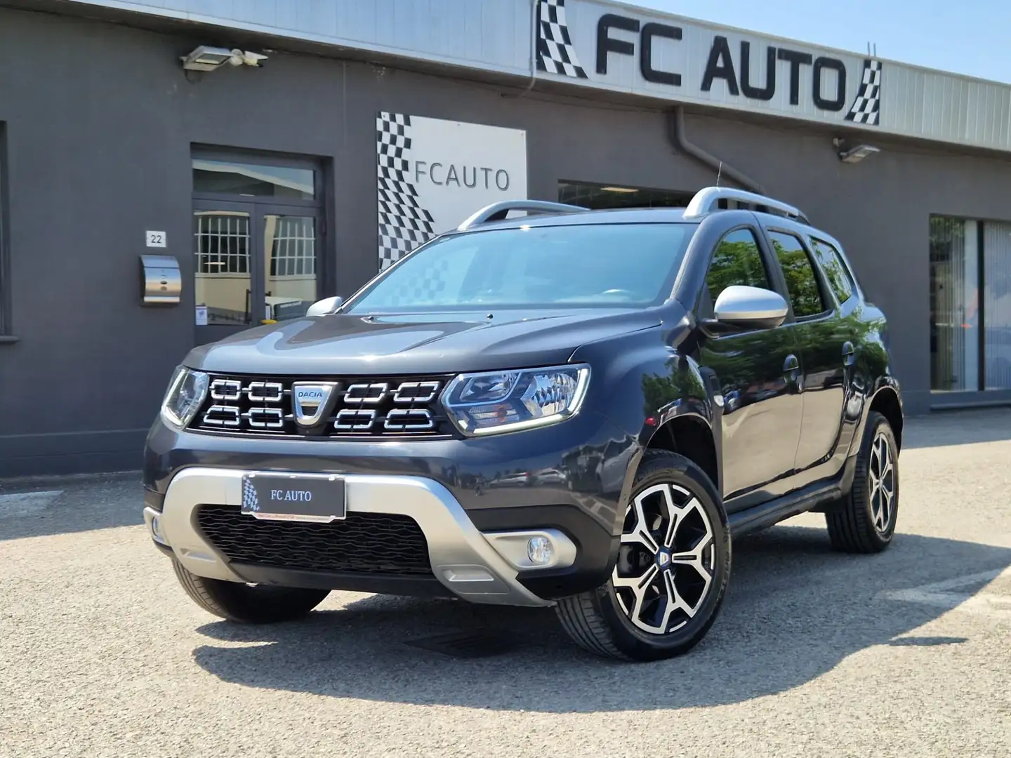 Dacia Duster 1.5 Blue dCi 8V 115 CV 4x4 Prestige 15 Anniversary Grigio - 1