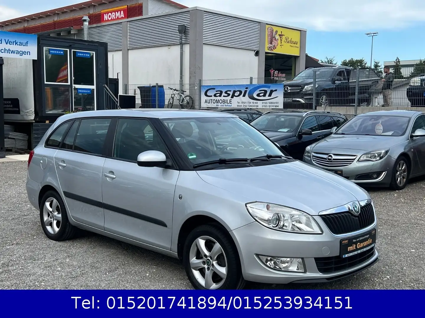 Skoda Fabia Combi 1,2 TSI,8 FACH BER.,SHZ,PDC,1.HAND Zilver - 1
