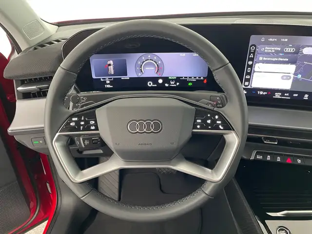 Audi Q3 view 13