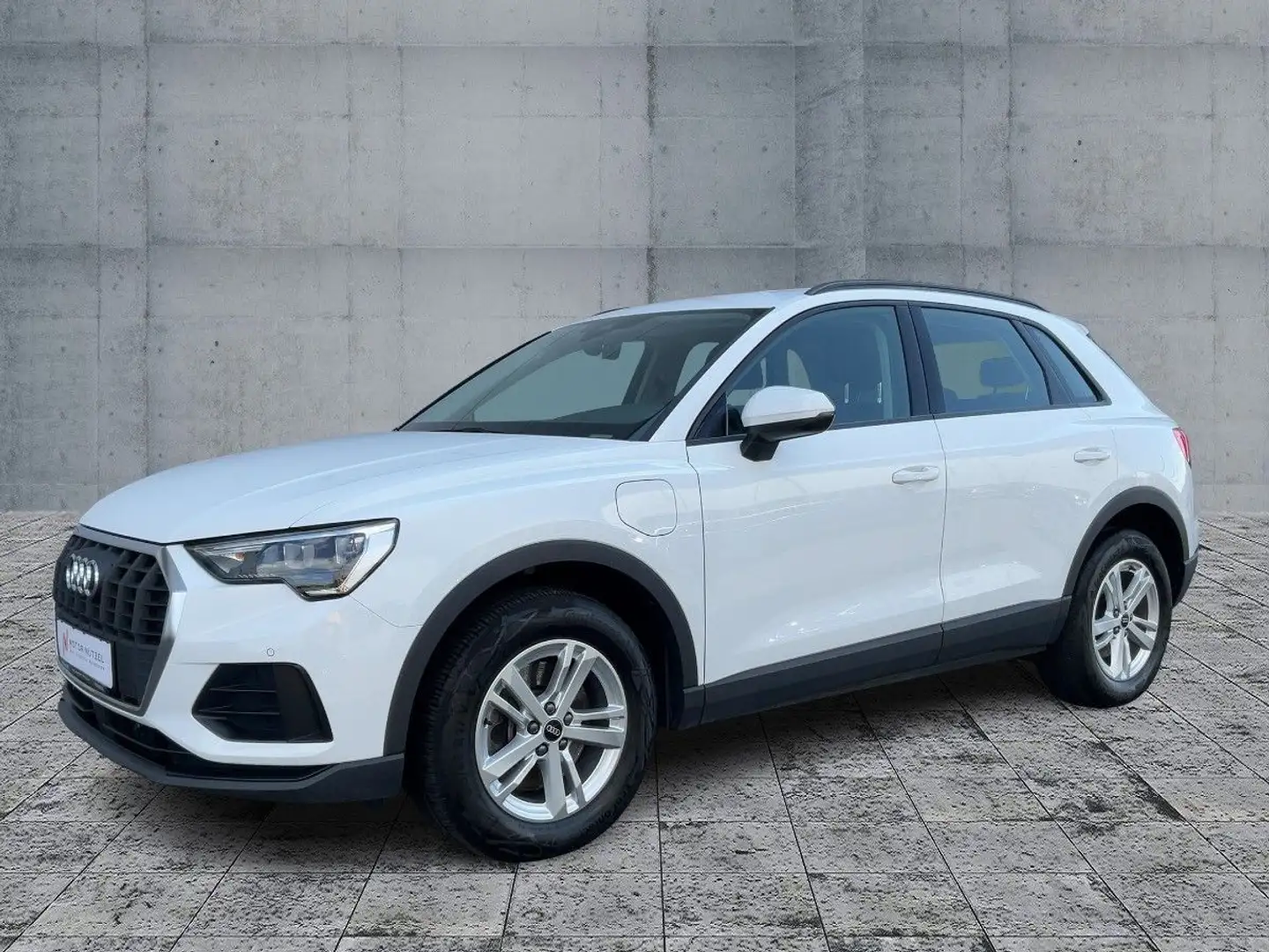 Audi Q3 45 TFSI e S-TRONIC NAVI+2xPDC+DAB+SHZ+VC+LM Blanc - 2
