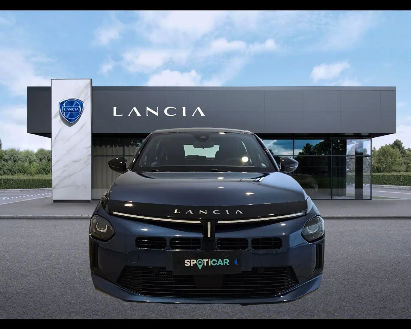 Lancia Ypsilon 1.2 mhev Blauw - 2