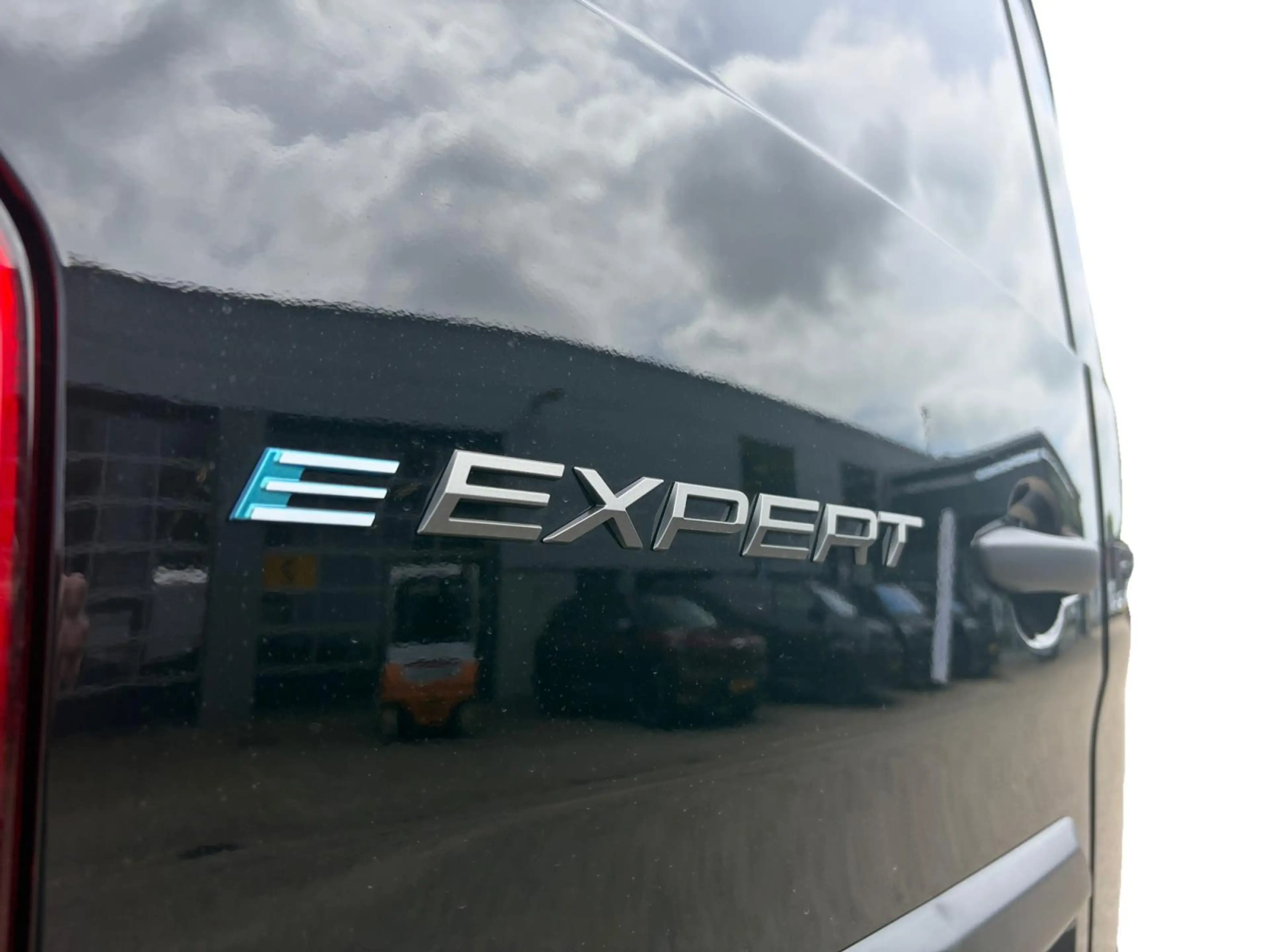 Peugeot e-Expert L2 75 kWh 136pk | 8 jaar garantie | 0% financial l — photo 14