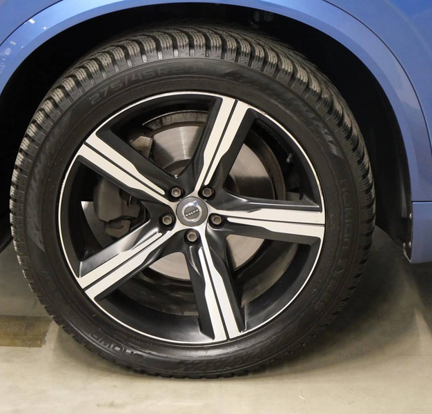 Volvo XC90 D5 AWD R-Design — photo 9