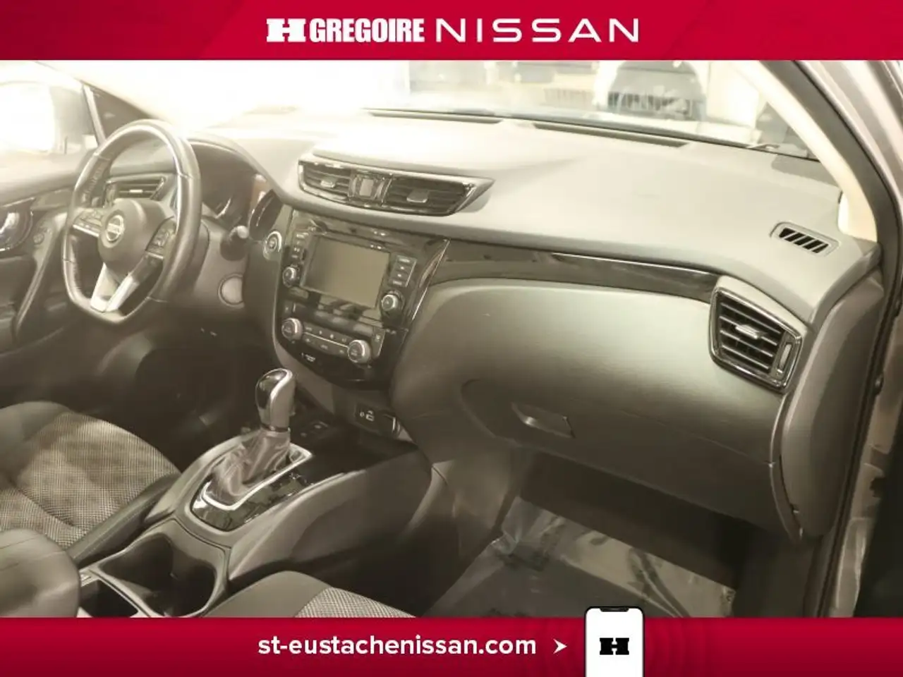 Nissan Qashqai снимка Nissan Qashqai