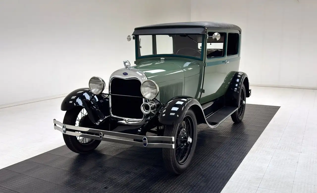 Ford Model A Tudor Sedan, foto 1