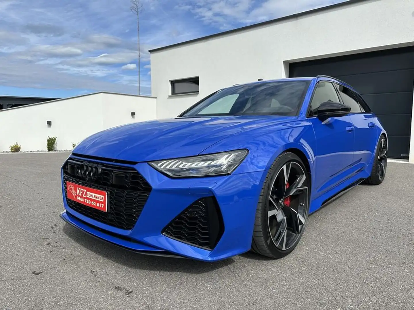 Audi RS6 4.0 TFSI quattro/Keramik/Luft/Laser/AHK Blauw - 2