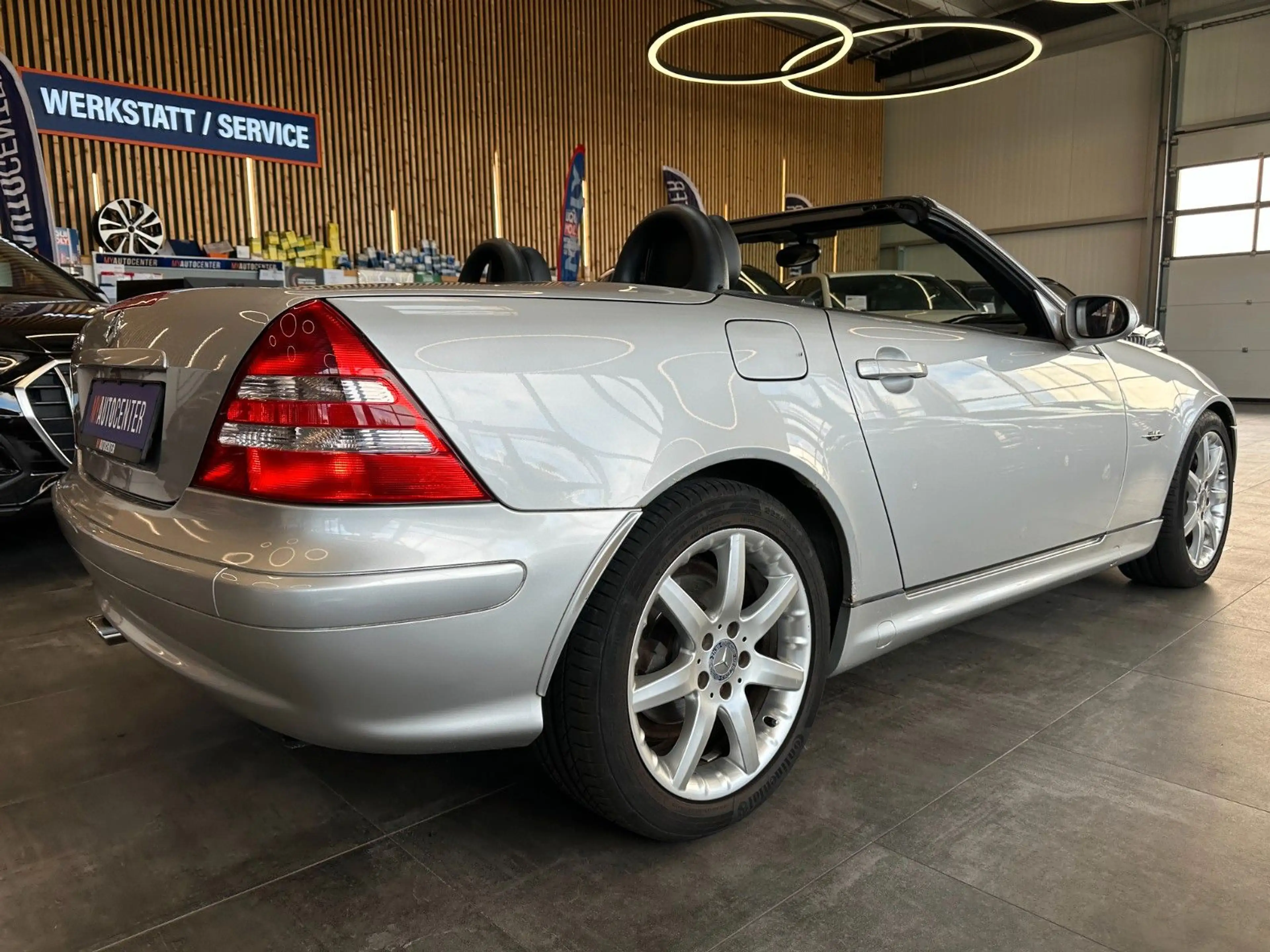 Mercedes-Benz SLK 230 Kompressor ""1.HAND*KLIMA*LEDER*SZHZ* — photo 6