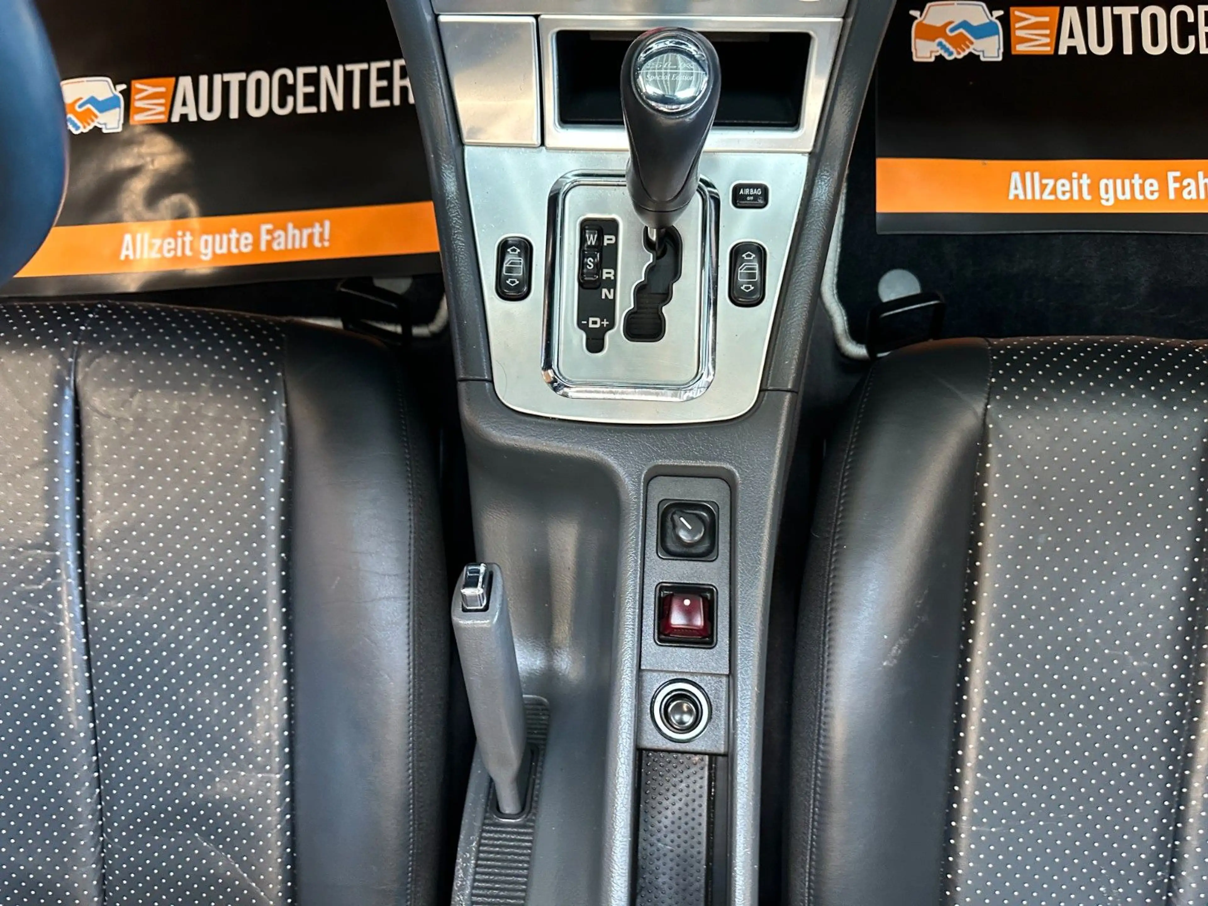 Mercedes-Benz SLK 230 Kompressor ""1.HAND*KLIMA*LEDER*SZHZ* — photo 11
