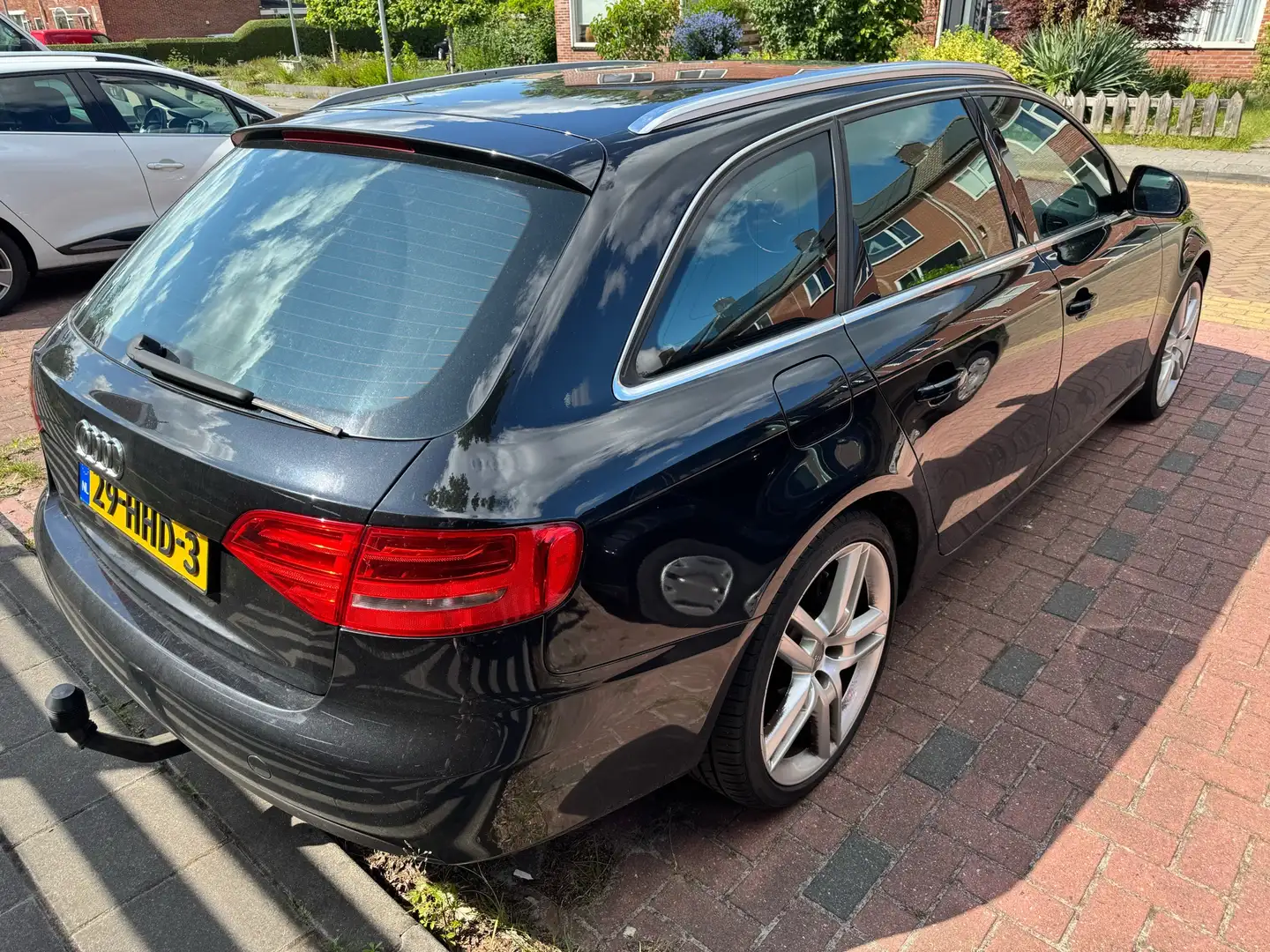 Audi A4 1.8 TFSI Pro Line Zwart - 2