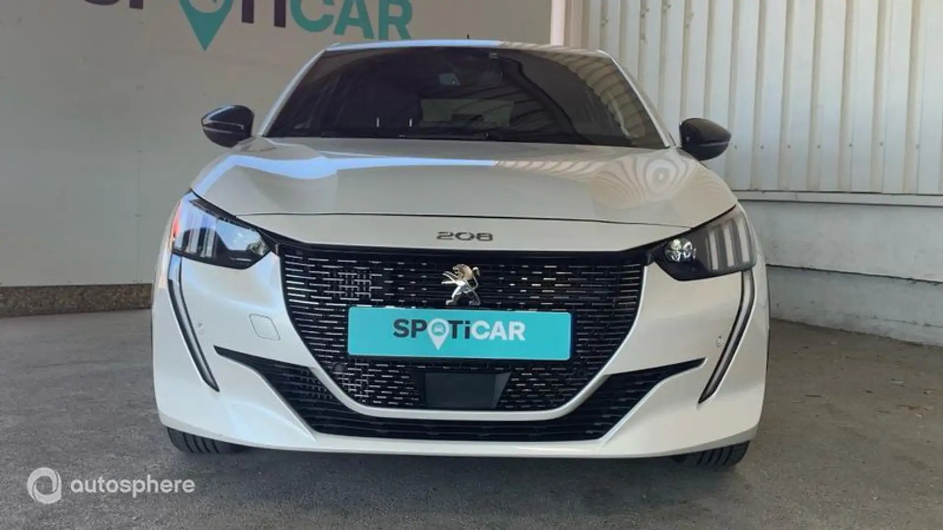 Peugeot 208 1.5 BlueHDi 100ch S\u0026S GT Pack - 2