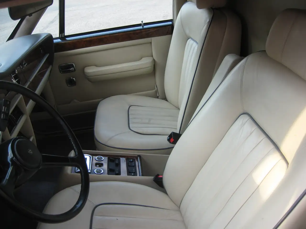 Rolls-Royce Silver Spur Bestattungsfahrzeug, foto 6
