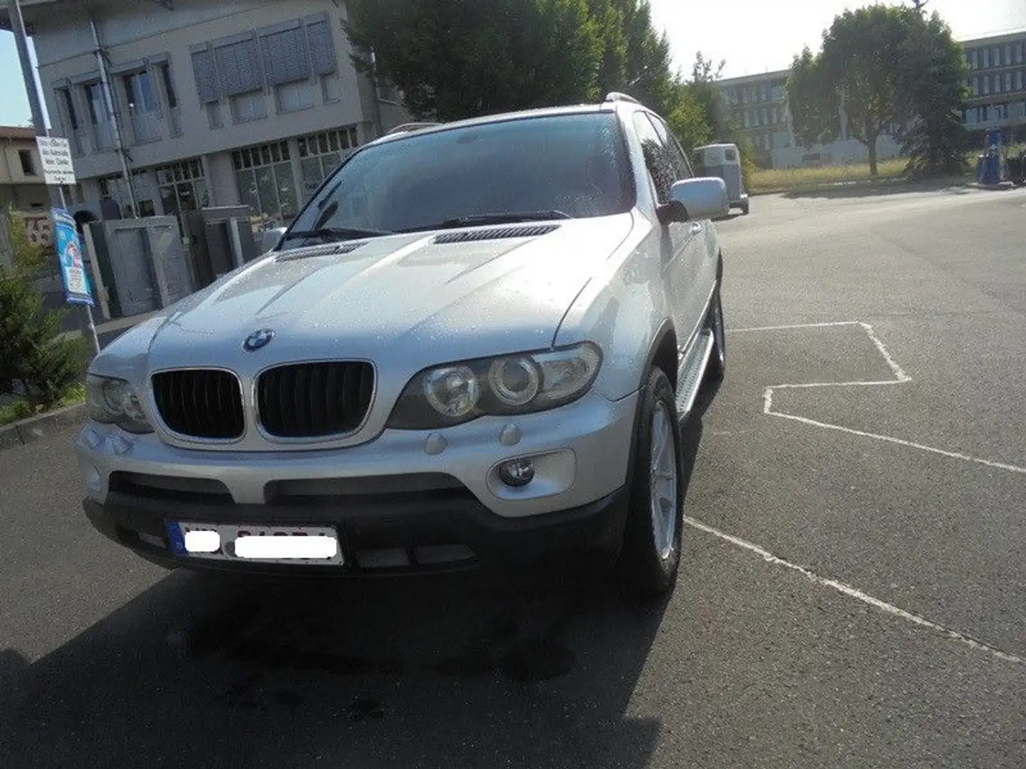 BMW X5 3.0dTÜV 07/26;ROSTFREI;LEDER;XENON;KETTE NEU Plateado - 1