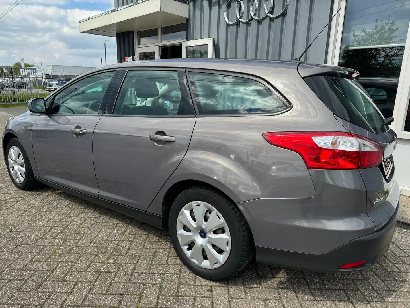 Ford Focus Wagon 1.6 TI-VCT Trend Bruin - 2