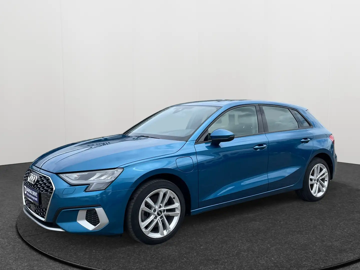 Audi A3 A3 Sportback 40 TFSI e Advanced Plug In Hybrid Blau - 1
