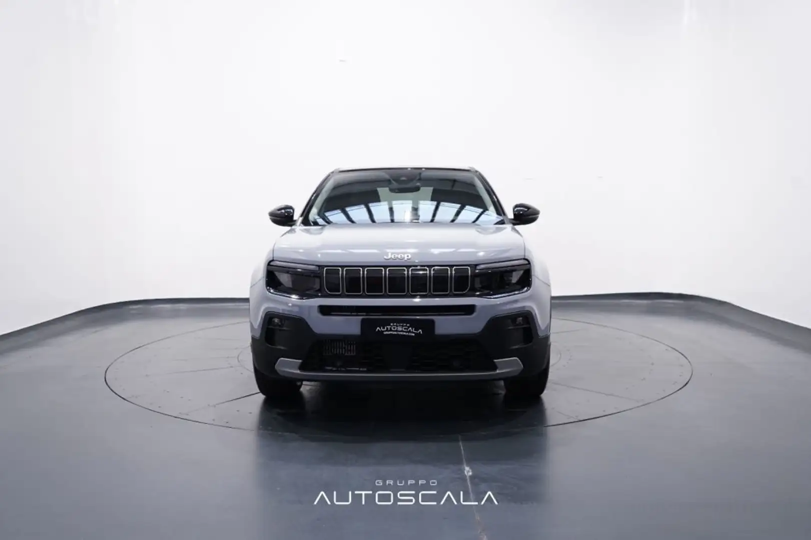 Jeep Avenger 1.2 Turbo 100cv Summit Gris - 2