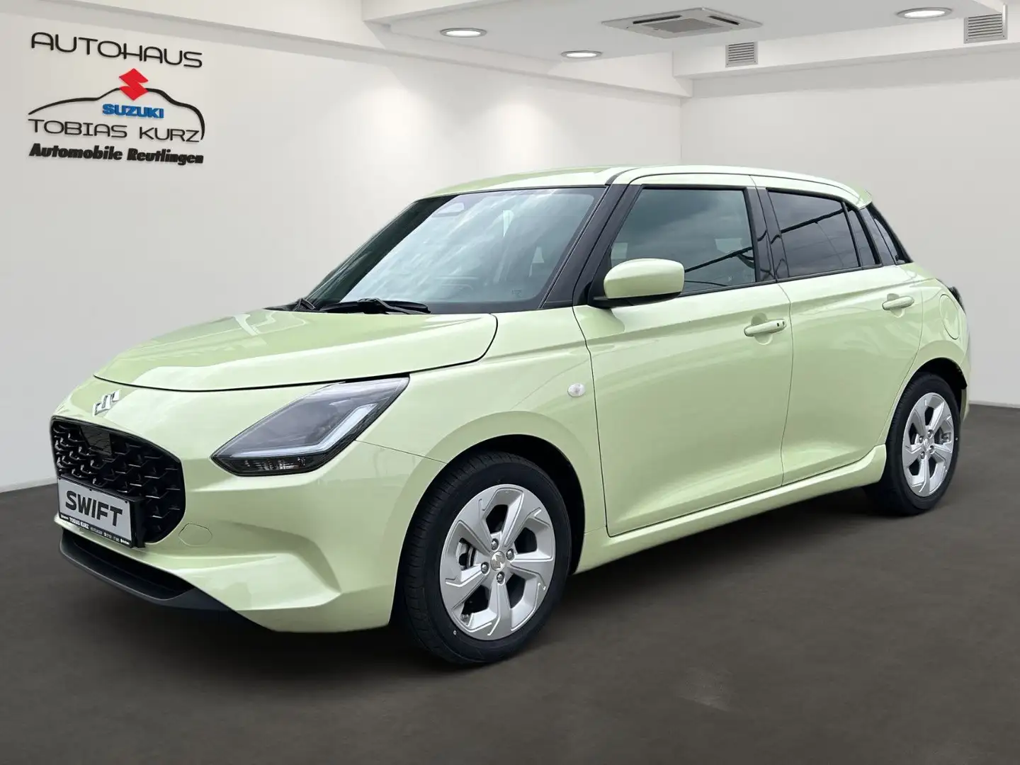 Suzuki Swift 1.2 Dualjet Hybrid Club Jaune - 1