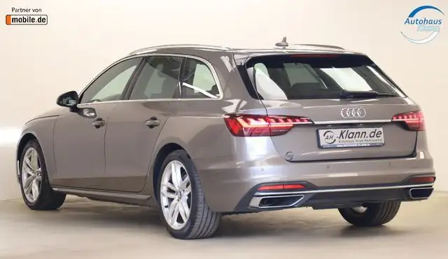 Audi A4 view 6