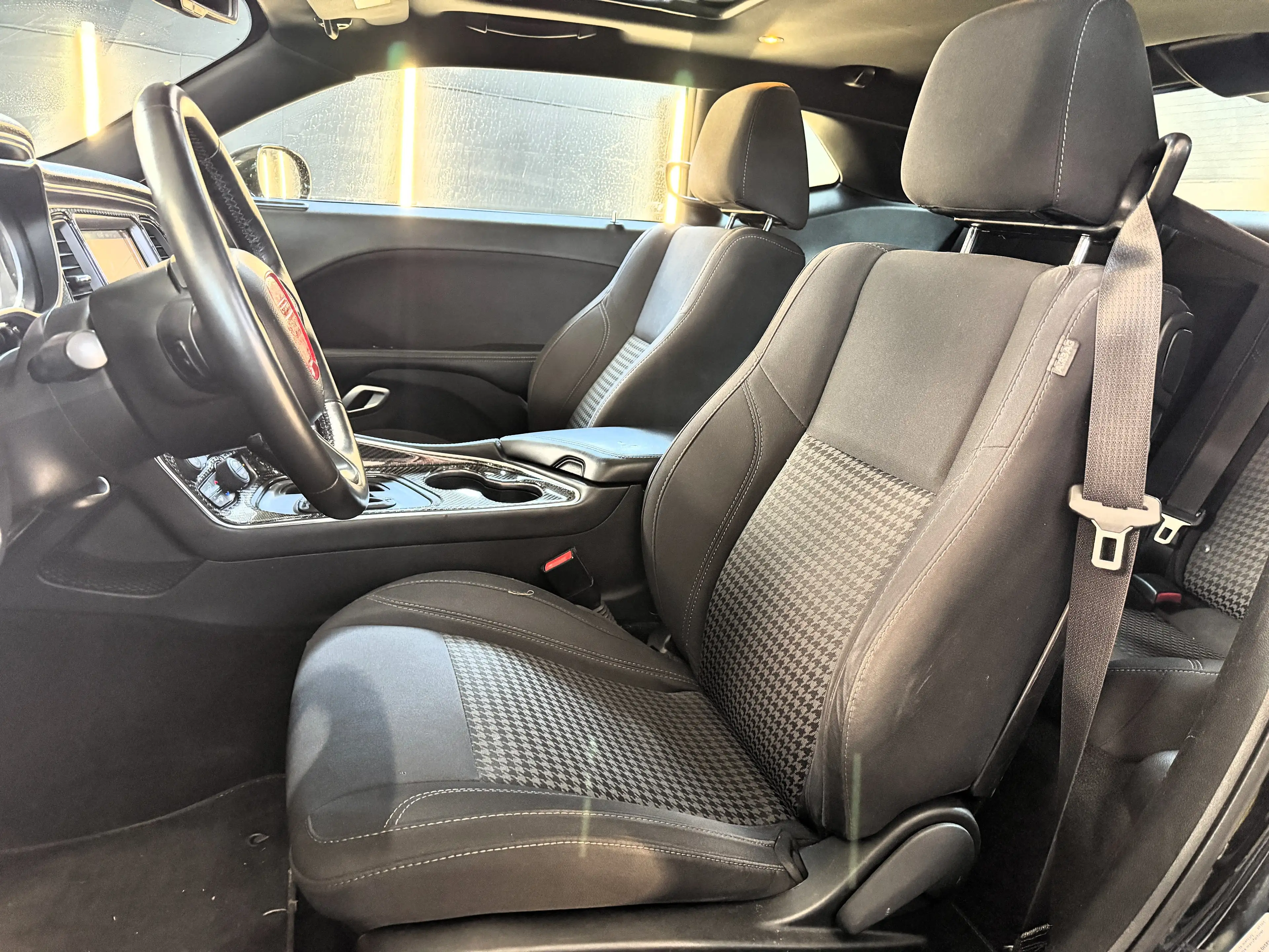 Dodge Challenger Challenger V8 5.7 HEMI TYPISIERT/Xenon/Schiebedach — photo 13