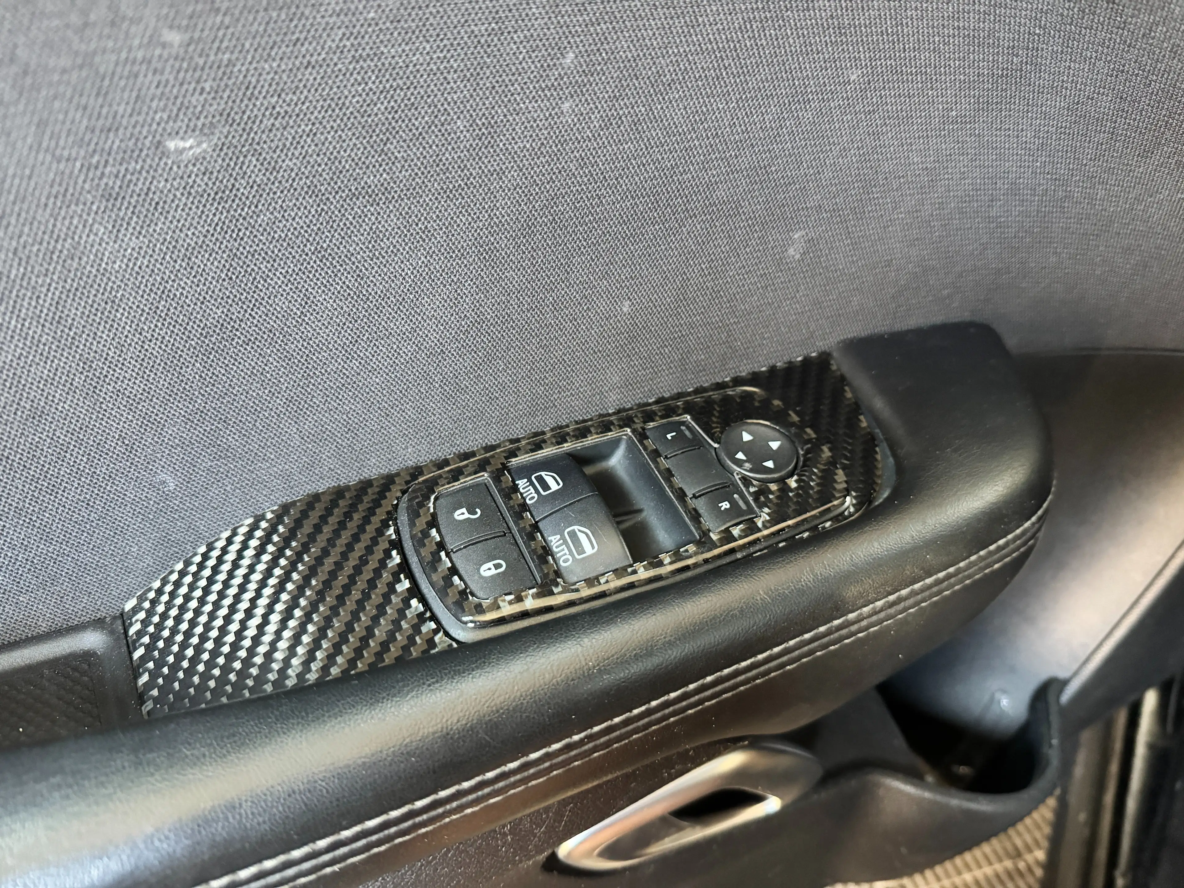 Dodge Challenger Challenger V8 5.7 HEMI TYPISIERT/Xenon/Schiebedach — photo 11