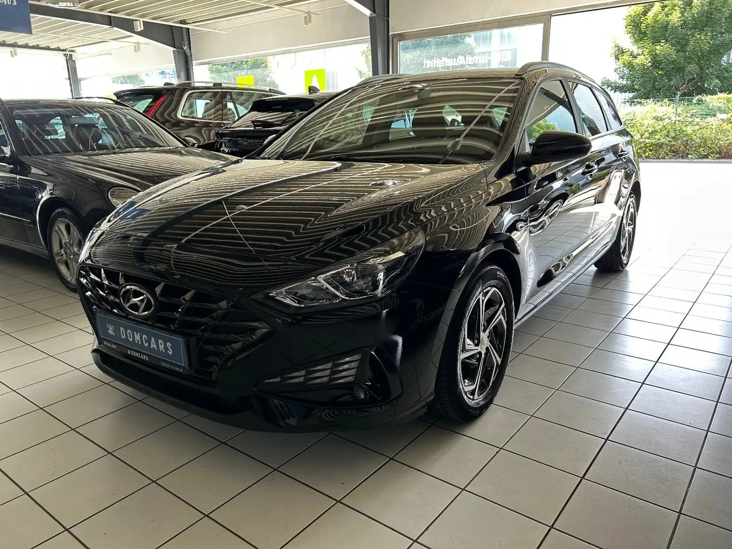 Hyundai i30 cw Edition 30/GARANTIE/ALU/CAR PLAY/KAMERA// Noir - 2
