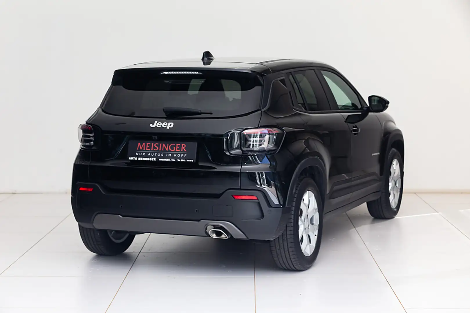 Jeep Avenger 1.2 GSE T3 Longitude Schwarz - 2