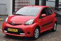 Toyota Aygo 1.0 VVT-i Aspiration Navigatie | Airco | 5-Deurs | Rood - thumbnail 12