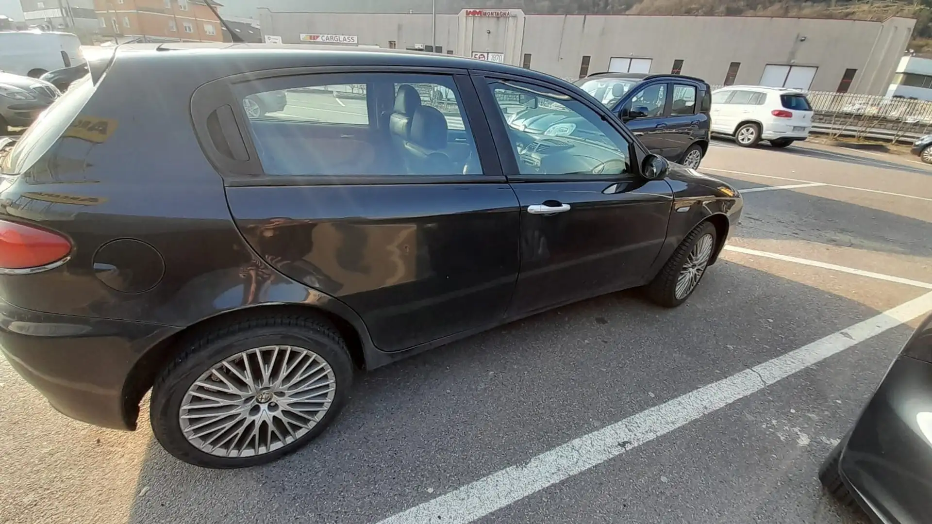 Alfa Romeo 147 5p 1.9 jtd mjt Distinctive 140cv - 2