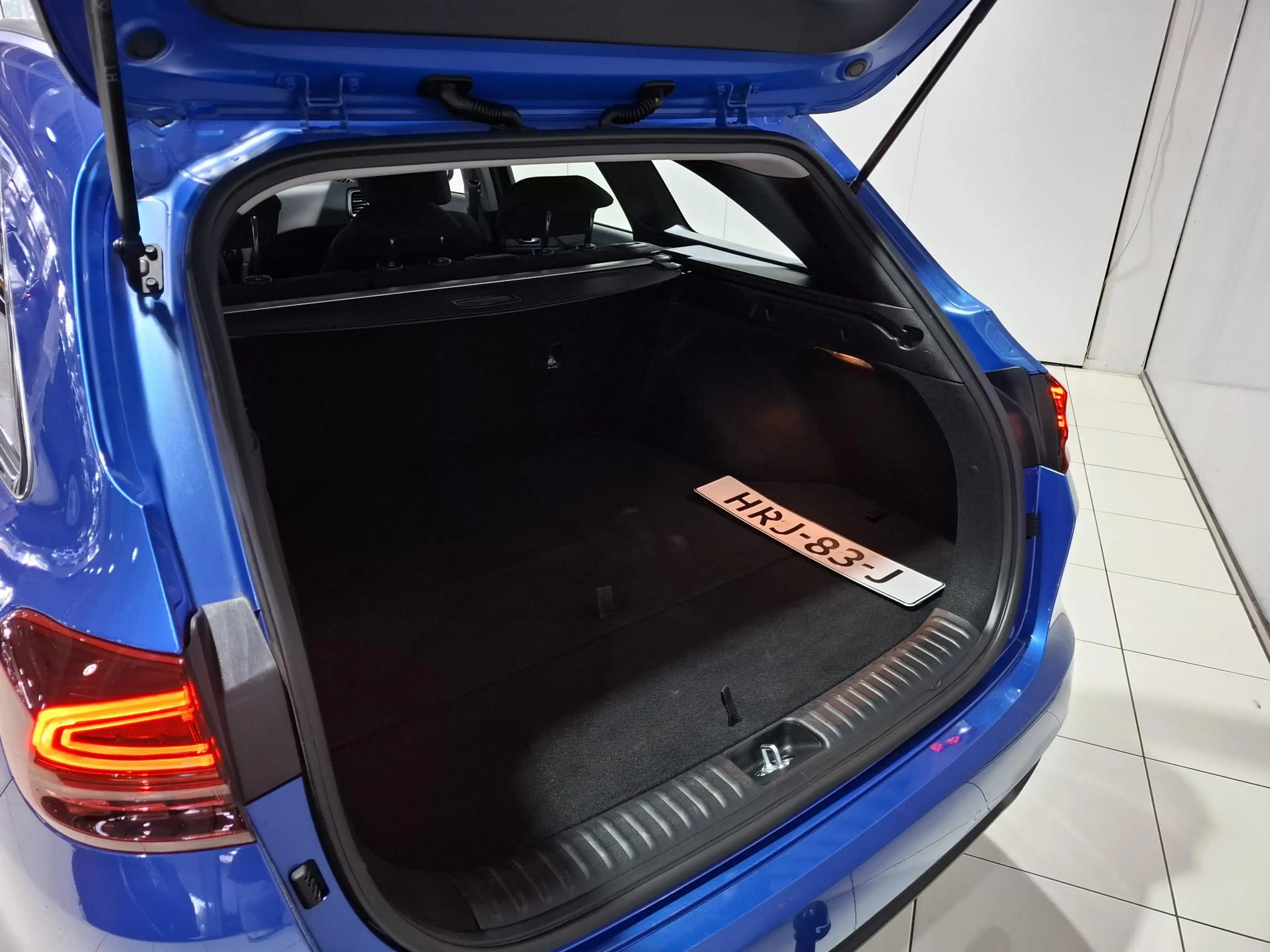 Kia Ceed SW / cee'd SW Sportswagon 1.5 T-GDi DynamicLine Trekhaak, Apple — photo 11