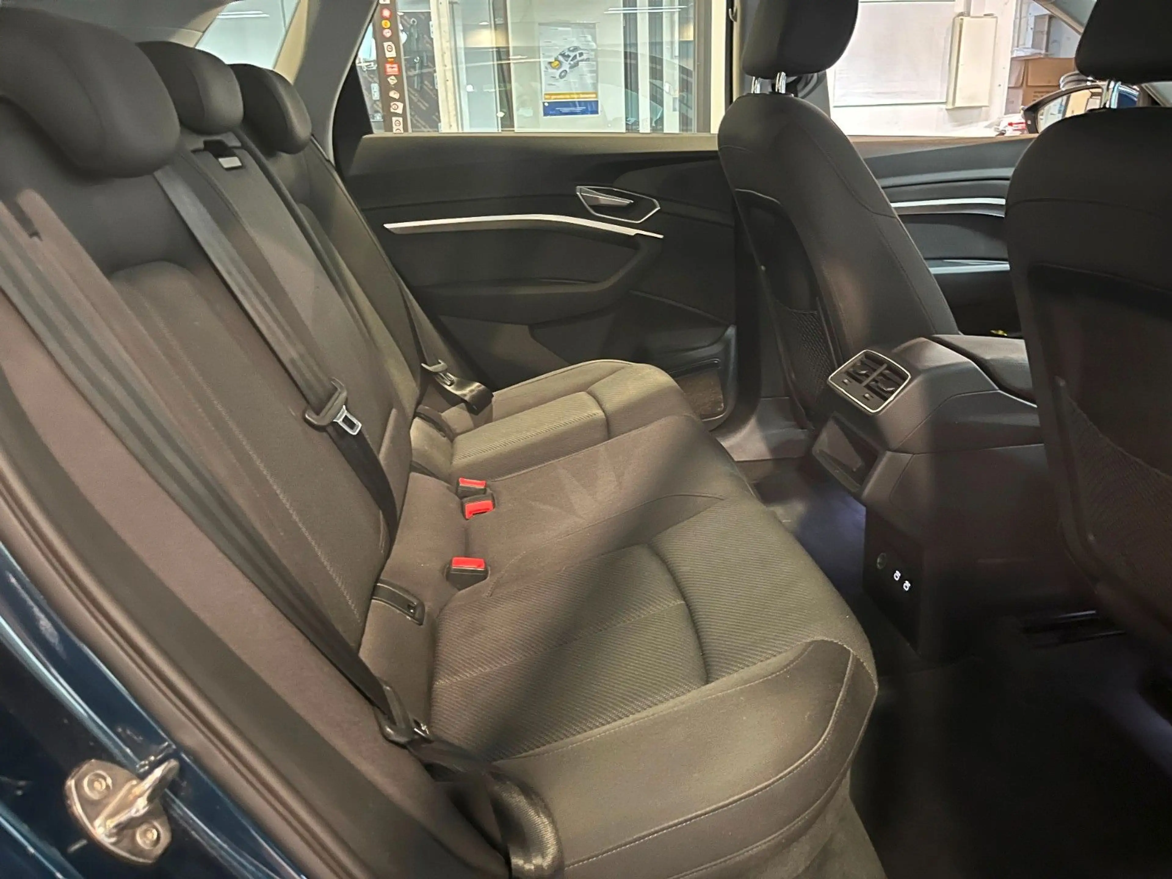 Audi e-tron 55quattro+Bang & Olufsen+kaufen Teslas an — photo 13
