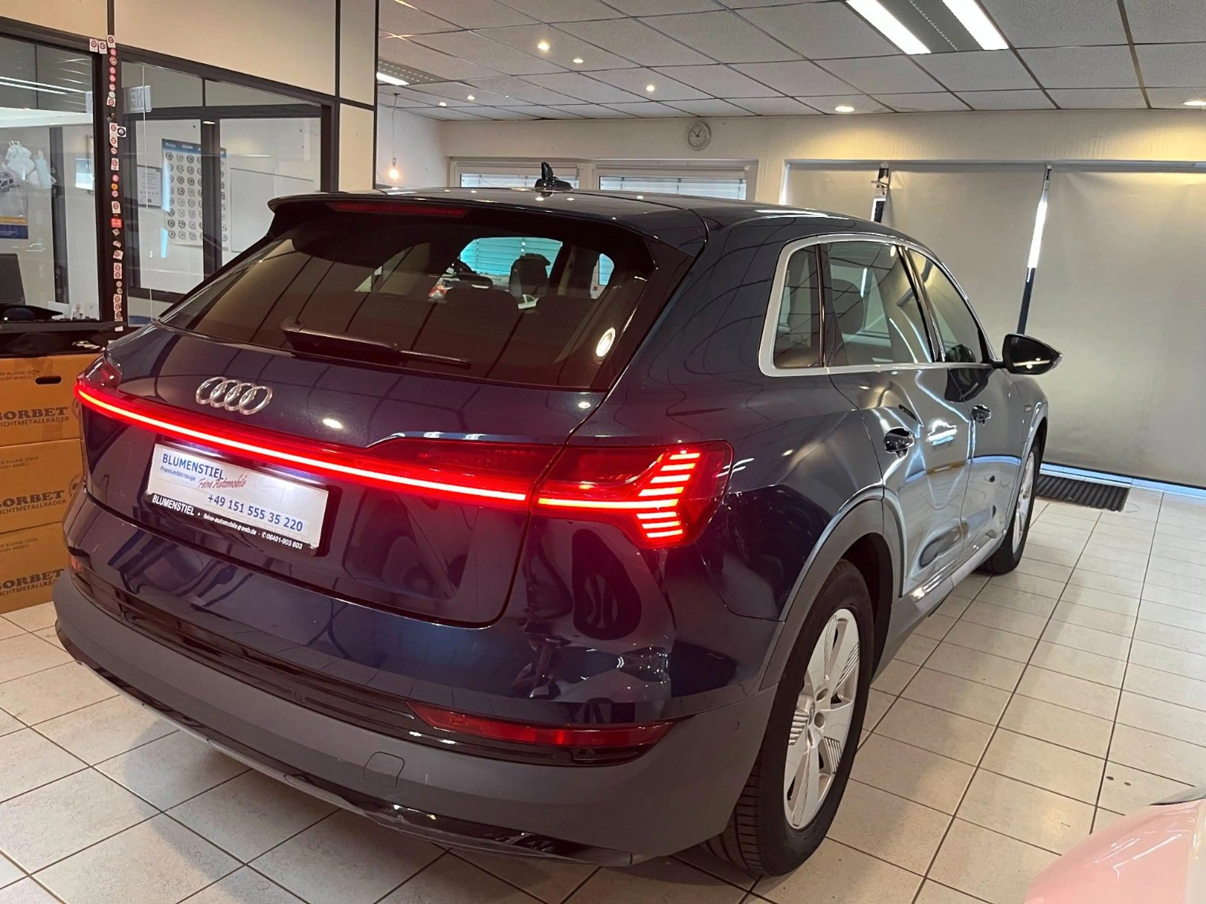 Audi e-tron 55quattro+Bang & Olufsen+kaufen Teslas an — photo 6
