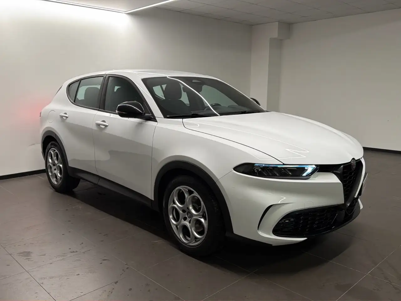 Alfa Romeo Tonale 2023