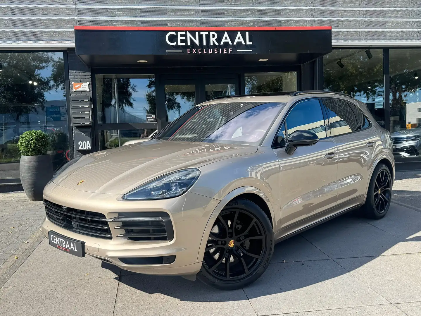 Porsche Cayenne 3.0 E-Hybrid|Pano|Sportchrono|Bose|Sportdesign|Mem Gris - 1
