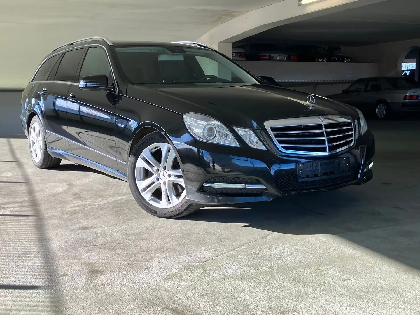 Mercedes-Benz E 300 E 300 CDI *Top Gepflegt*Viele Extras*Scheckheft* Nero - 2
