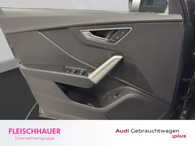 Audi Q2 view 12