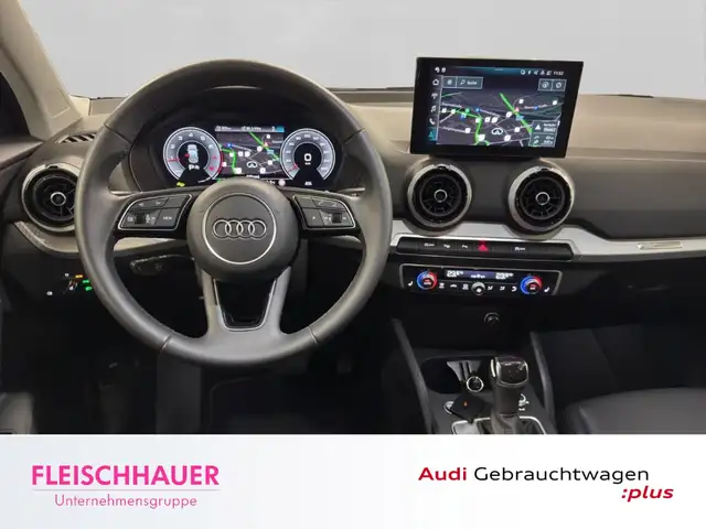 Audi Q2 view 14